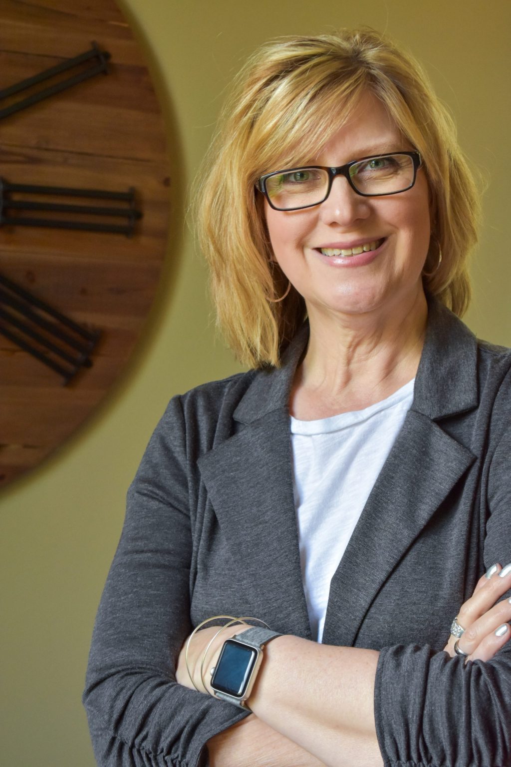 RESACON 2020: How to Create a Salesforce Through Educating Your Clients - Tracy Molendi